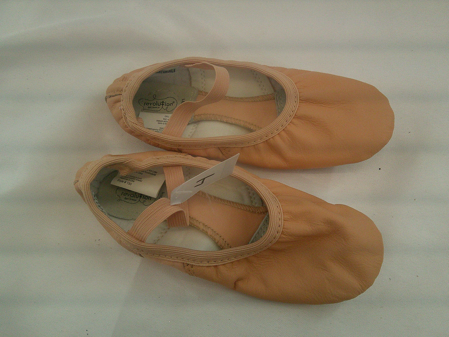 Pre-Owned Ballet Shoes Revolution Youth 4M Leather Split Sole Stretch