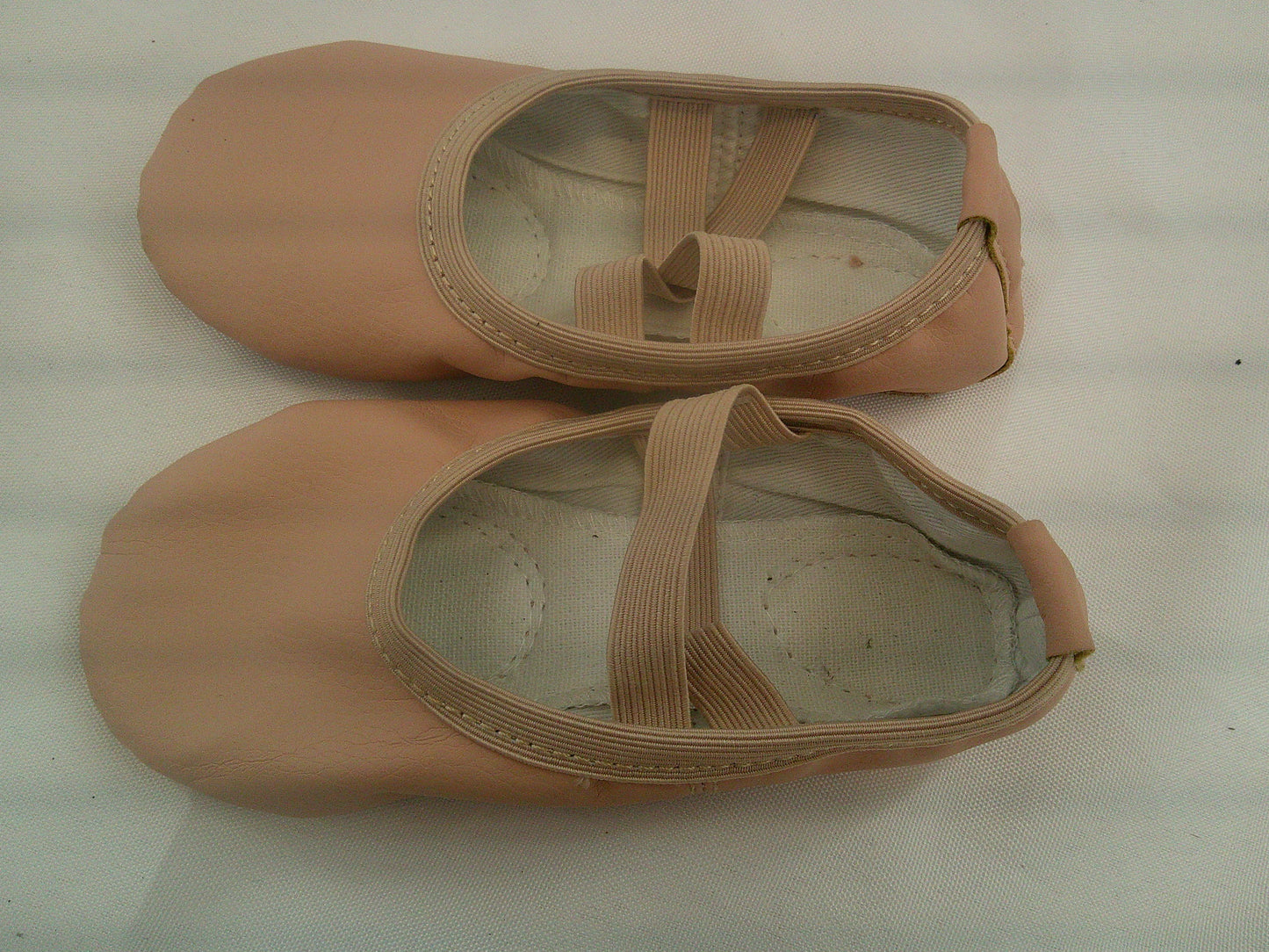 Pre-Owned Ballet Shoes Stelle Toddler 8M No Tie Leather Cross Straps Split Sole