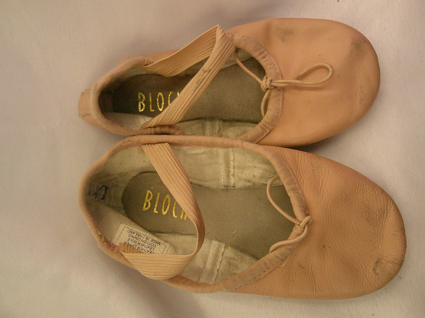 Pre-Owned Ballet Shoes Bloch Child 10.5D Leather Single Strap Split Sole