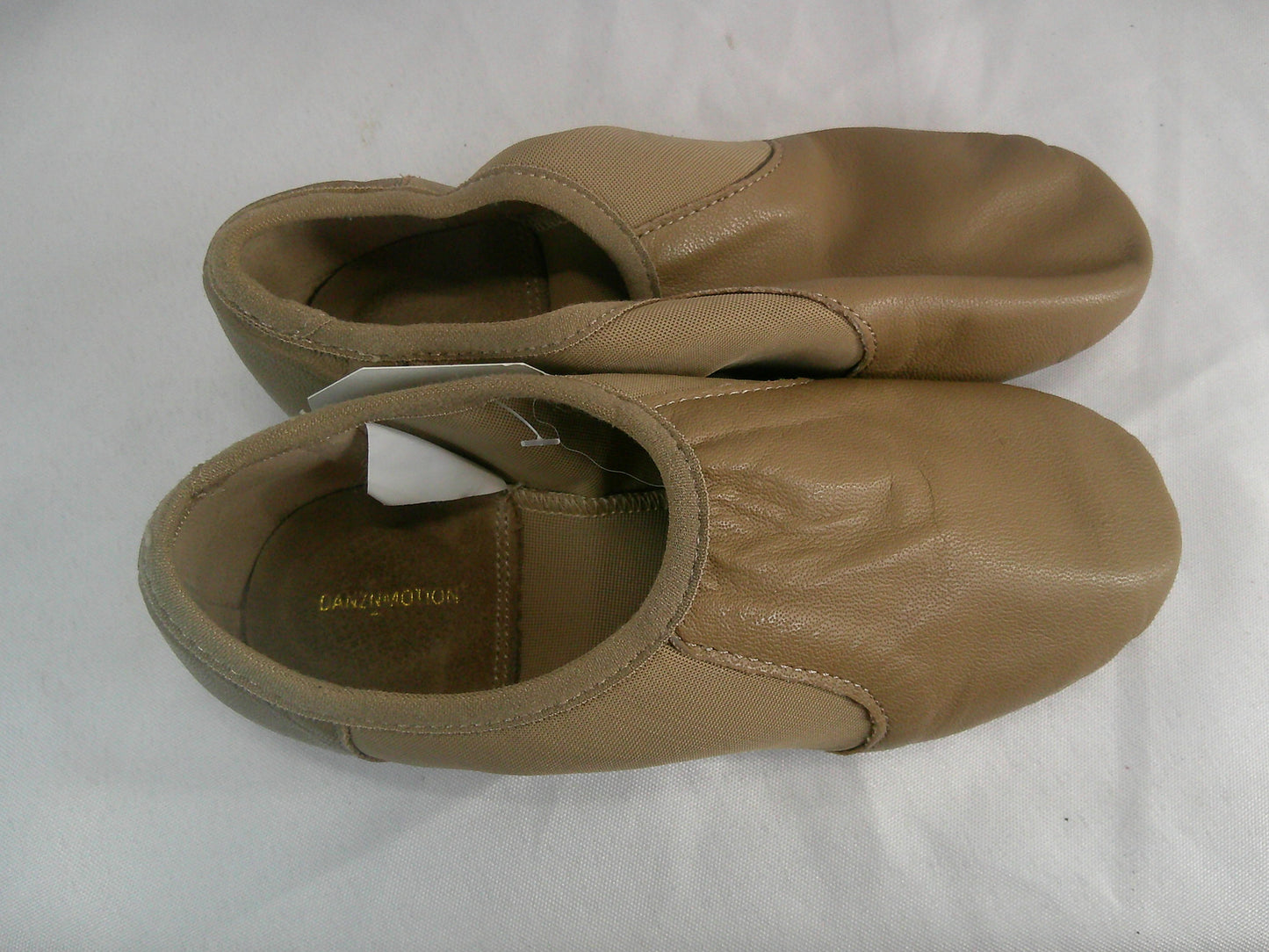 Pre-Owned Jazz Shoes DanzNMotion 9157Youth size 2 Stretch Leather Pull On Split Sole