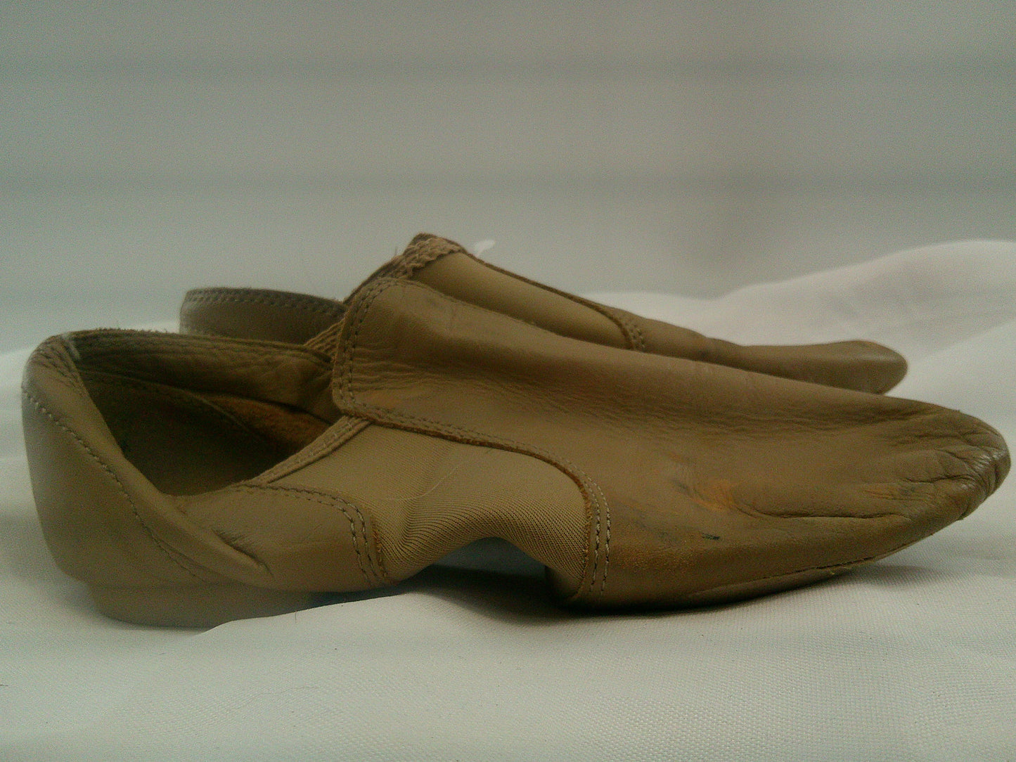 Pre-Owned Jazz Shoes Capezio EJ2 6M Tan Leather Split Sole