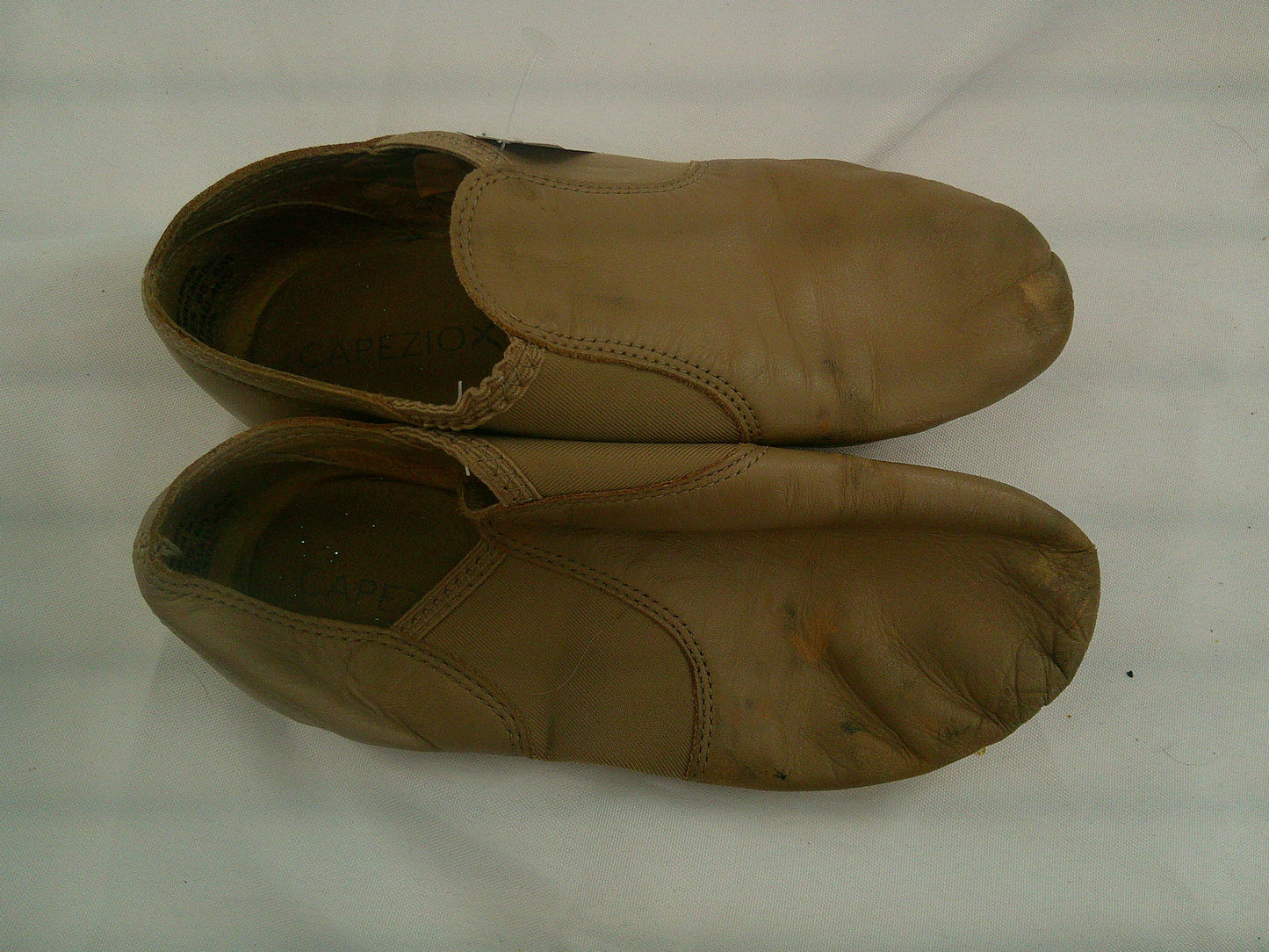 Pre-Owned Jazz Shoes Capezio EJ2 6M Tan Leather Split Sole