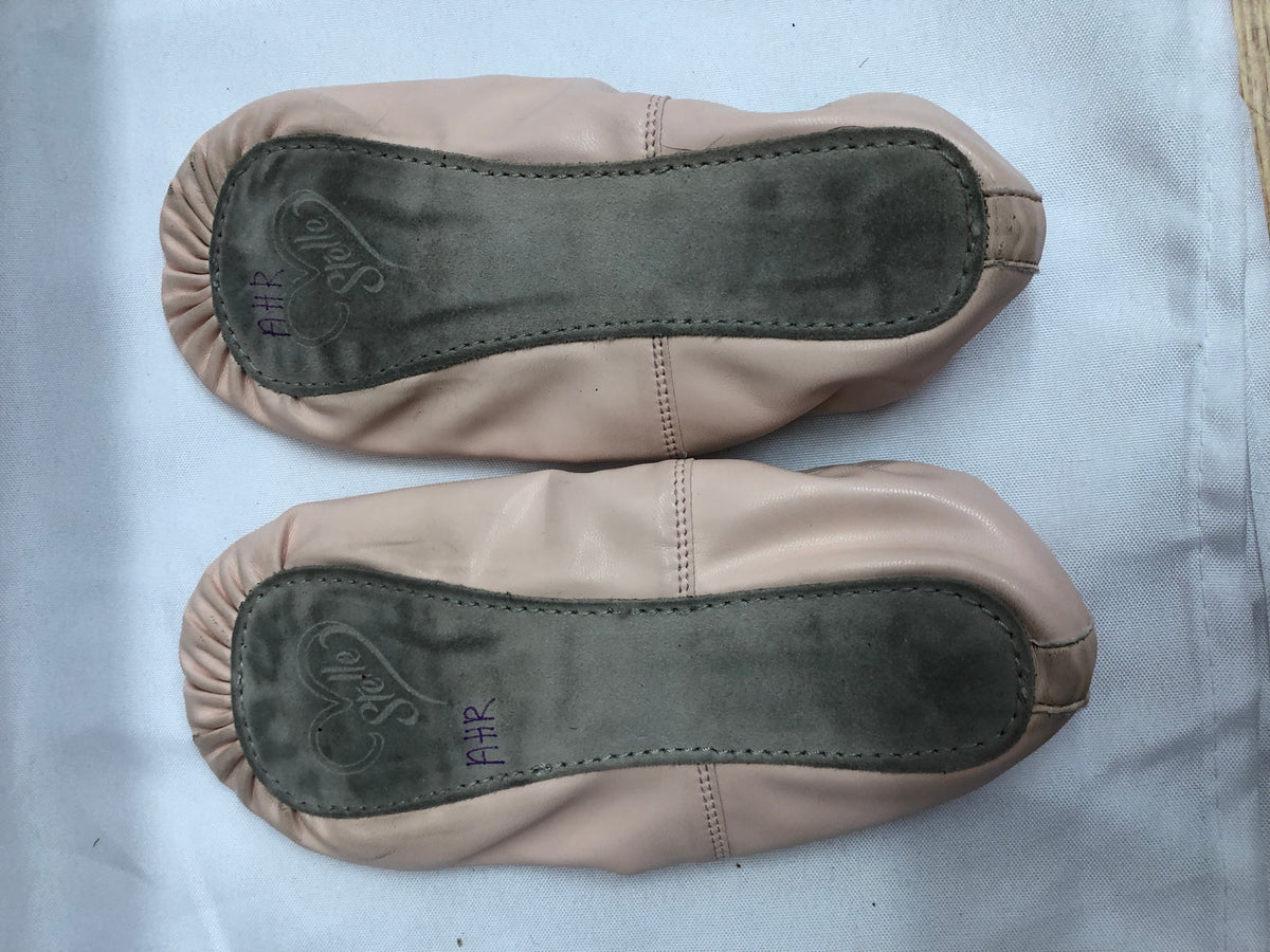 Pre-Owned Ballet Shoes Stelle 3M Leather Single Strap Full Sole
