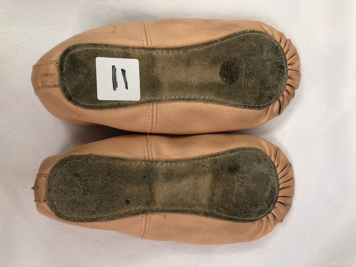 Pre-Owned Ballet Shoes Stelle Child 11M Leather Single Strap Full Sole