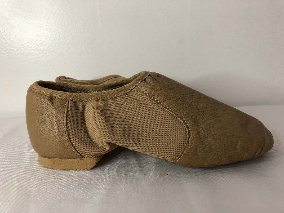 Pre-Owned Jazz Shoes DanzNMotion Adult 7M Tan Slip On Leather  Split Sole