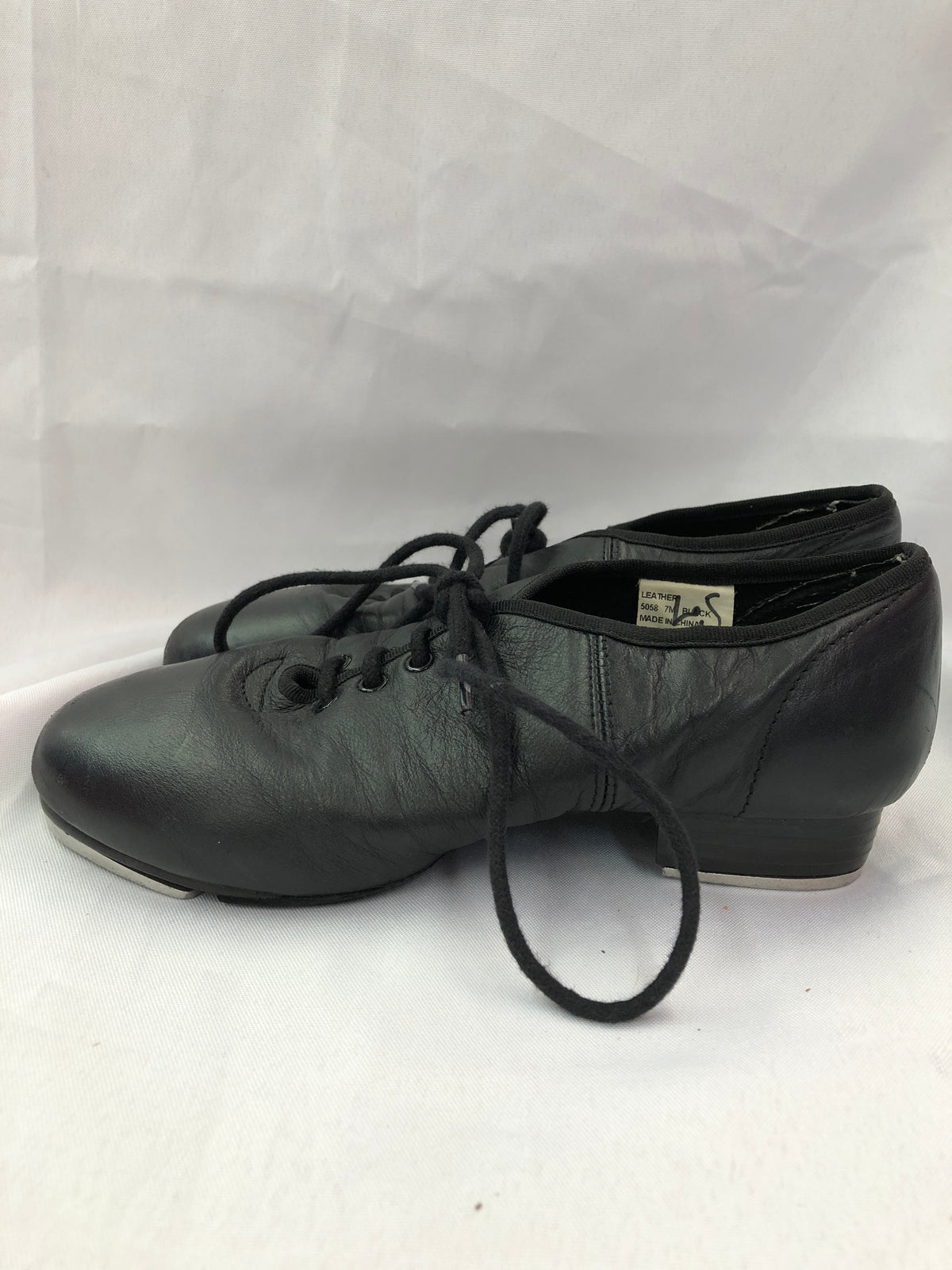 Pre-Owned Tap Shoes DanzNMotion Adult 7M Black Oxford Leather Split Sole