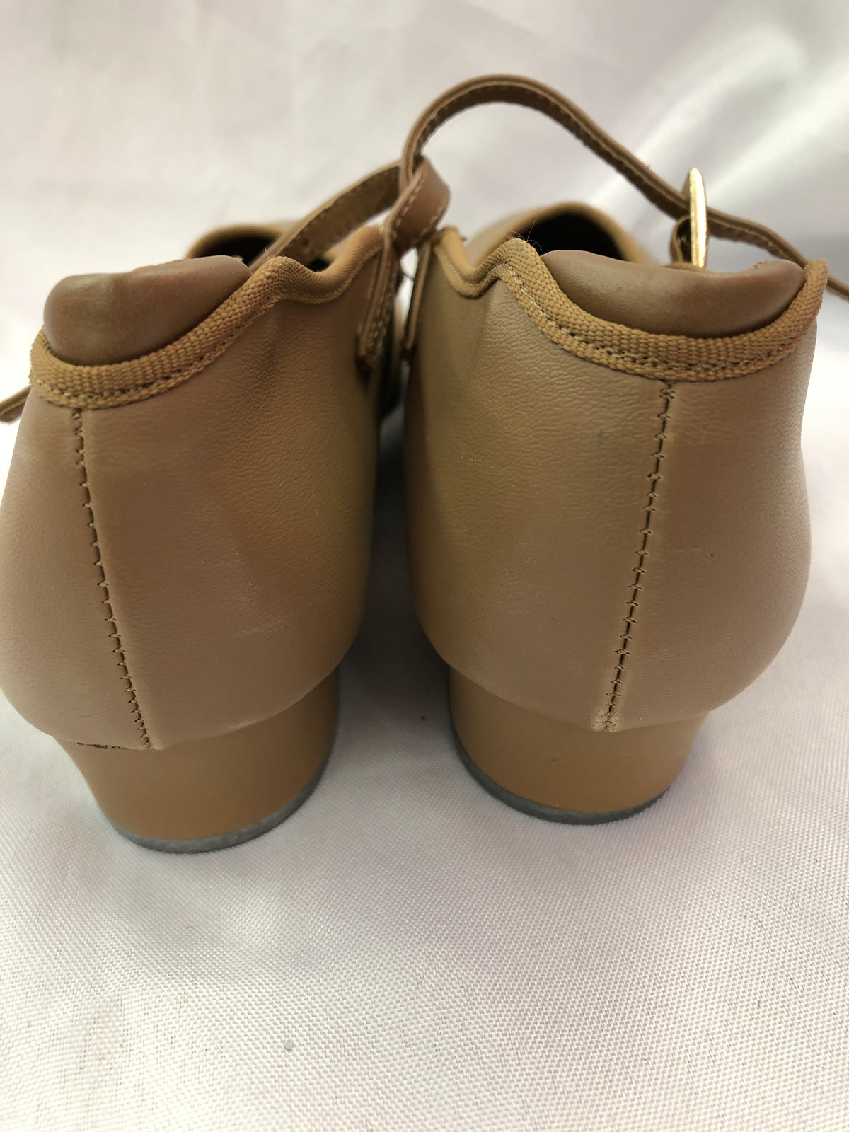 Pre-Owned Tap Shoes DanzNMotion 752 Adult 6.5M Tan Mary Jane Buckle