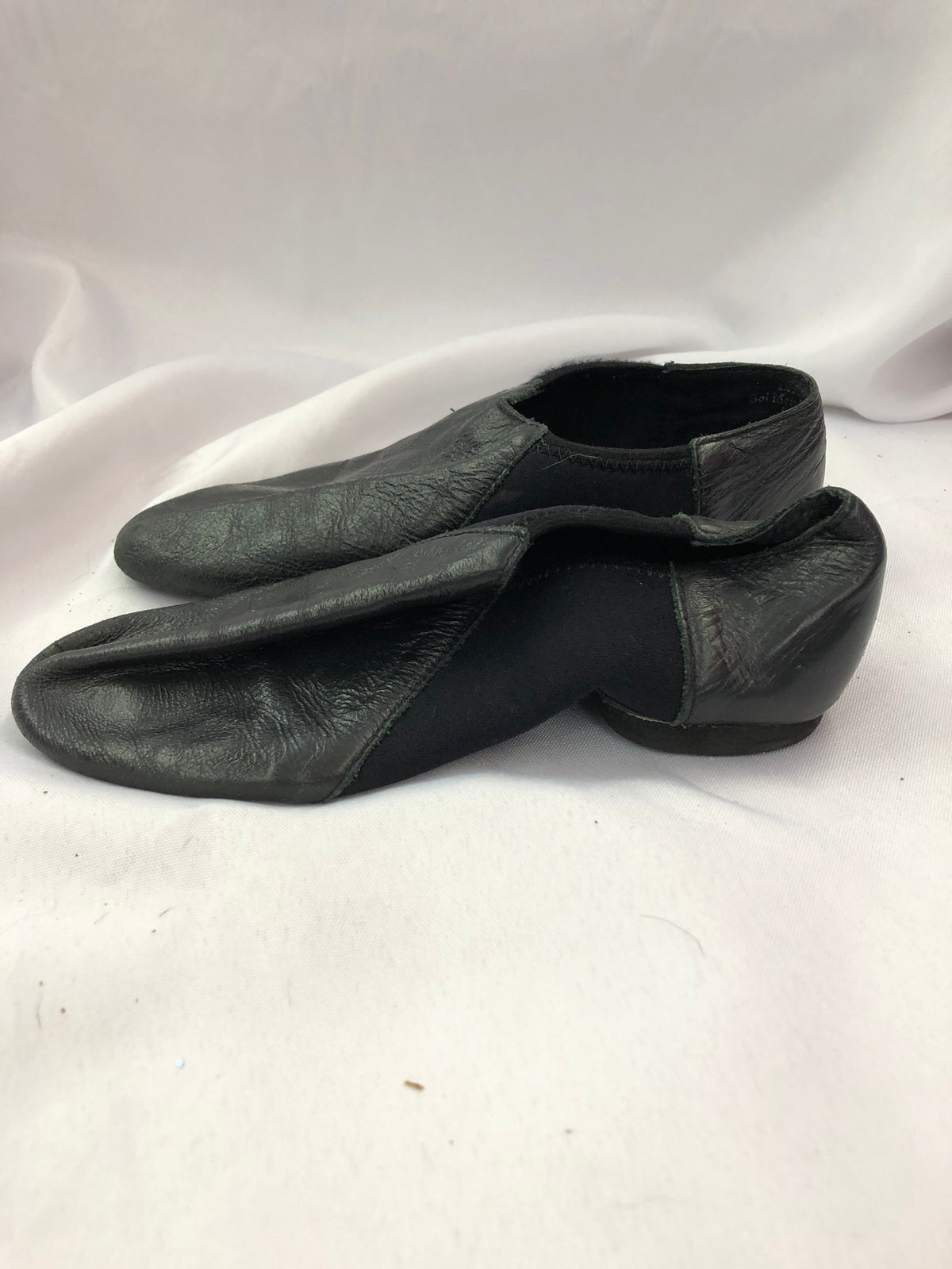 Pre-Owned Jazz Shoes So Danca 4.5M Youth JZ43 Black Pull On Leather Split Sole