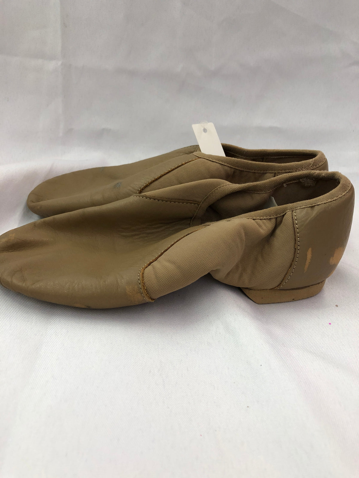 Pre-Owned Jazz Shoes Danz N Motion Tan 9158 Adult 8M Slip On Stretch Side