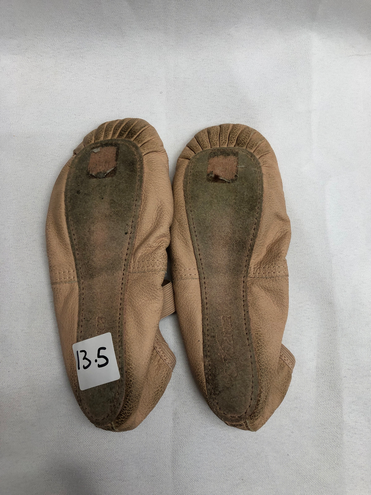 Pre-Owned Ballet Shoes SoDanca Child 13.5A Pull On Leather Single Strap Full Sole