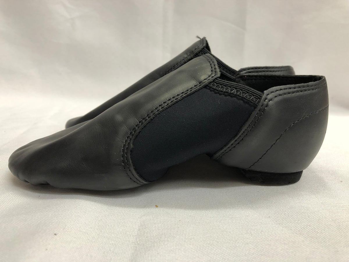 Pre-Owned Jazz Shoes Stelle Child 12M Black Leather Slip On