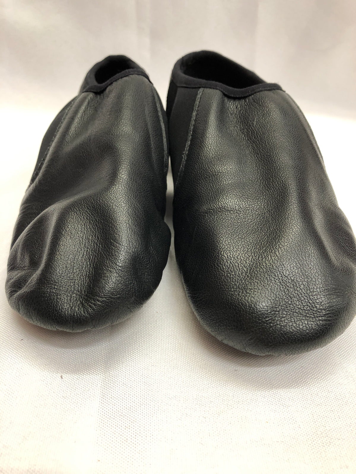 Pre-Owned Jazz Shoes DanzNMotion Youth 5.5M Stretch Leather Pull On Split Sole