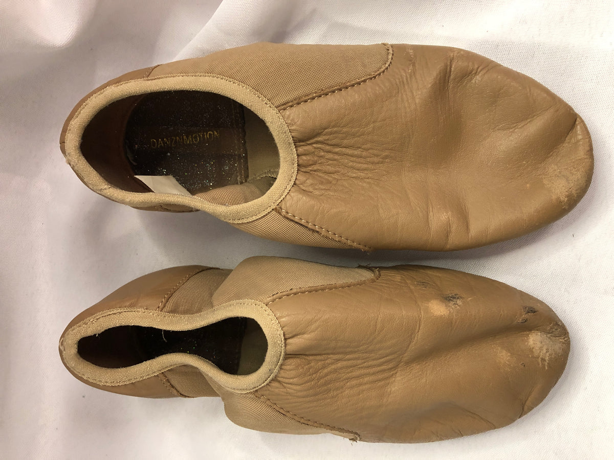 Pre-Owned Jazz Shoes Danz N Motion Tan 9158 Adult 7M Slip On Stretch Side