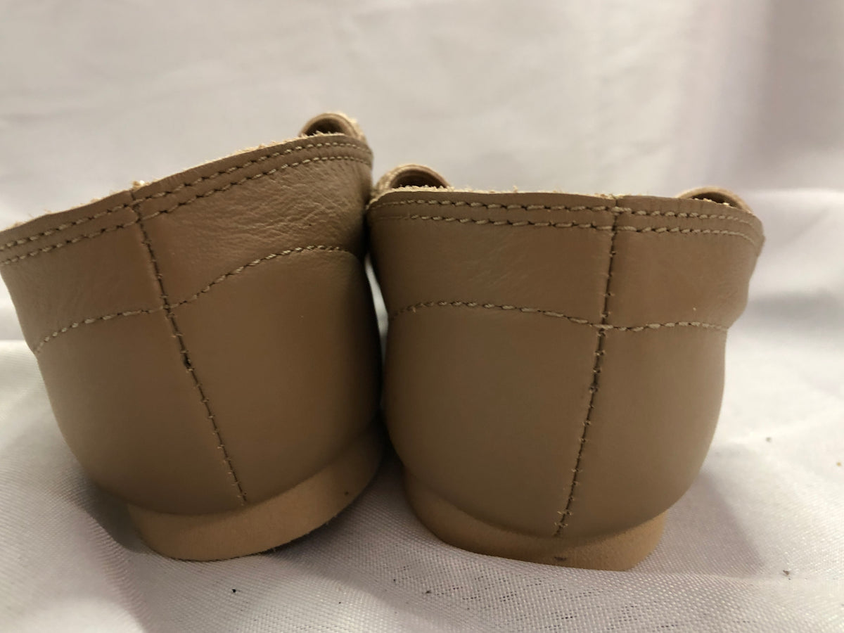 Pre-Owned Jazz Shoes Capezio 4M Child Side Elastic Leather Slip On Split Sole