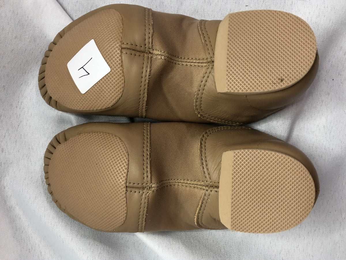 Pre-Owned Jazz Shoes Capezio 4M Child Side Elastic Leather Slip On Split Sole