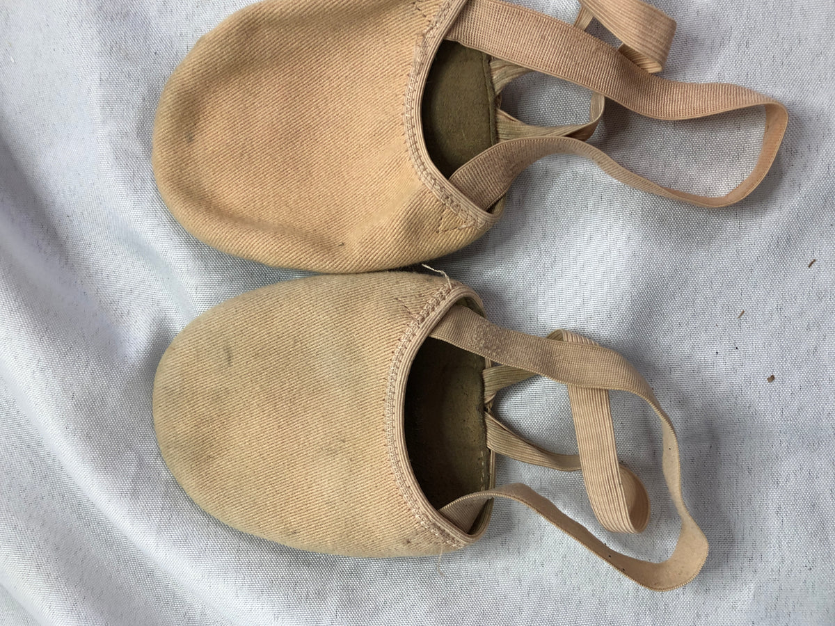 Pre-Owned Contemporary Lyrical Shoes Danz N Motion 365 XL Adult Turner Pirouette Canvas Elastic Suede