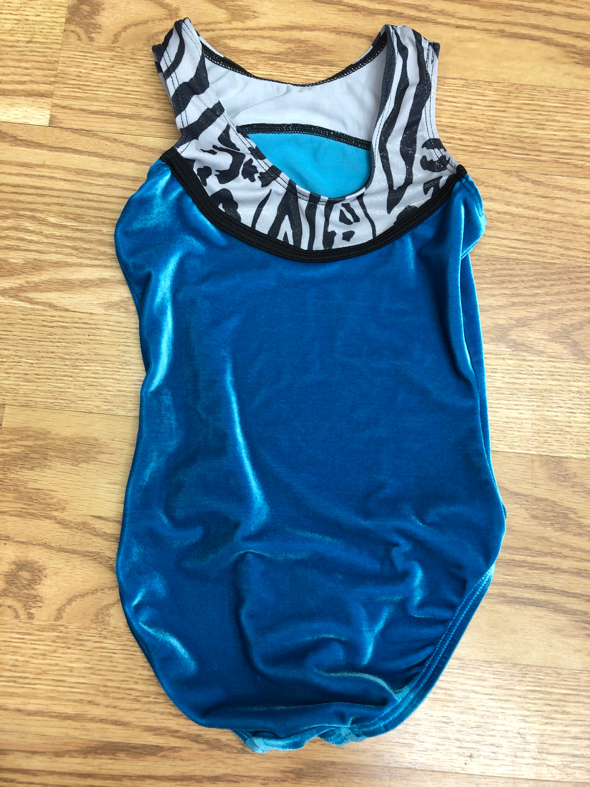 Pre-Owned Leotard Gk Elite Child Large Turquoise Zebra Gymnastics