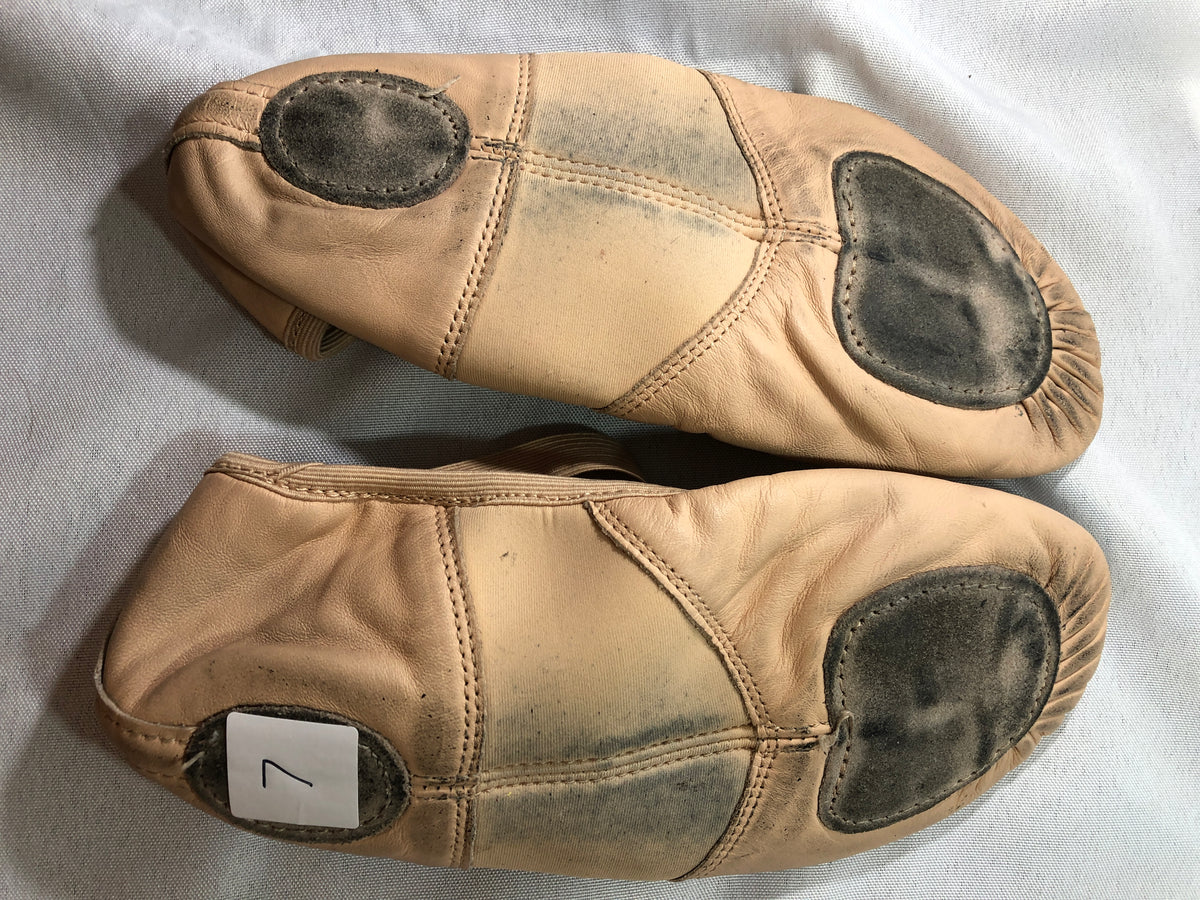 Pre-Owned Ballet Shoes Revolution 150 Pink Adult 7M Leather Split Sole Stretch
