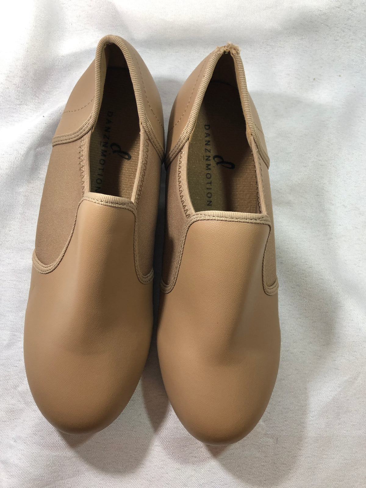 Pre-Owned Slip On Tap Shoes Danz N Motion 953 Kids 4M Tan
