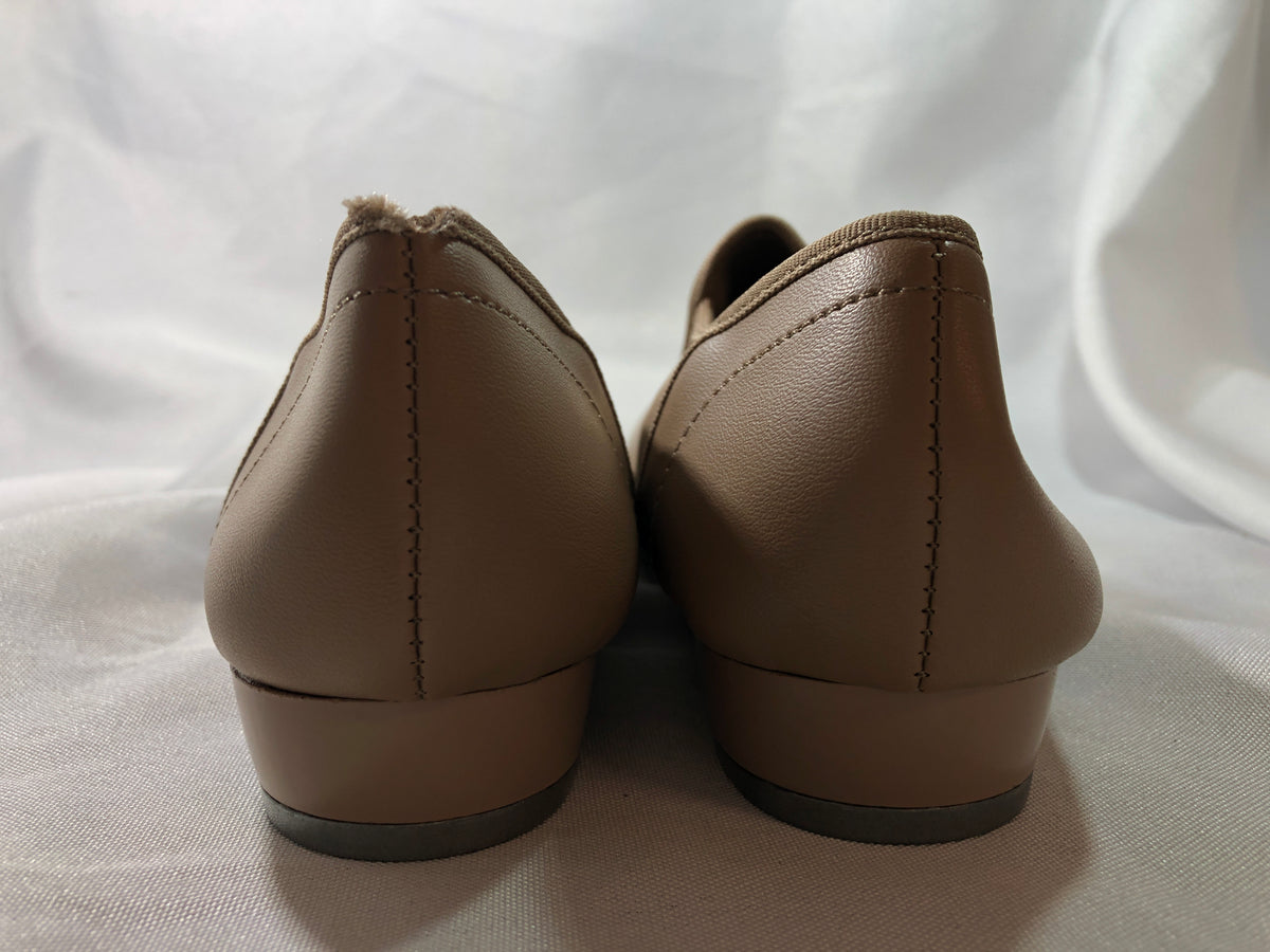 Pre-Owned Slip On Tap Shoes Danz N Motion 953 Kids 4M Tan