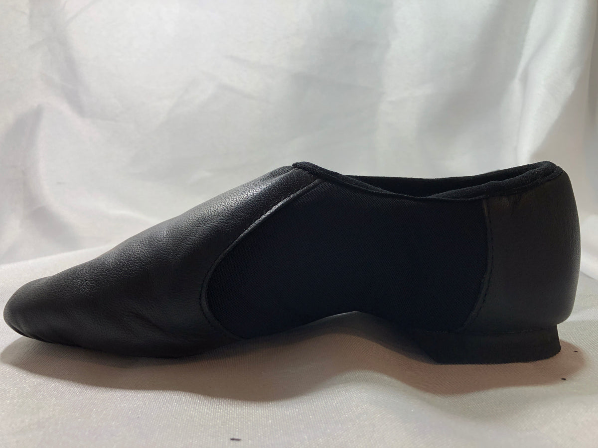 Pre-Owned Jazz Shoes Adult 7M Black DanzNMotion Stretch Leather Pull On Split Sole (Copy)
