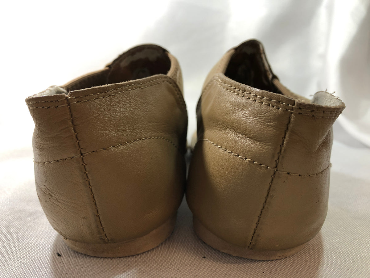 Pre-Owned Jazz Shoes Dance Class Girls 6M Adult Slip On Leather Split Sole