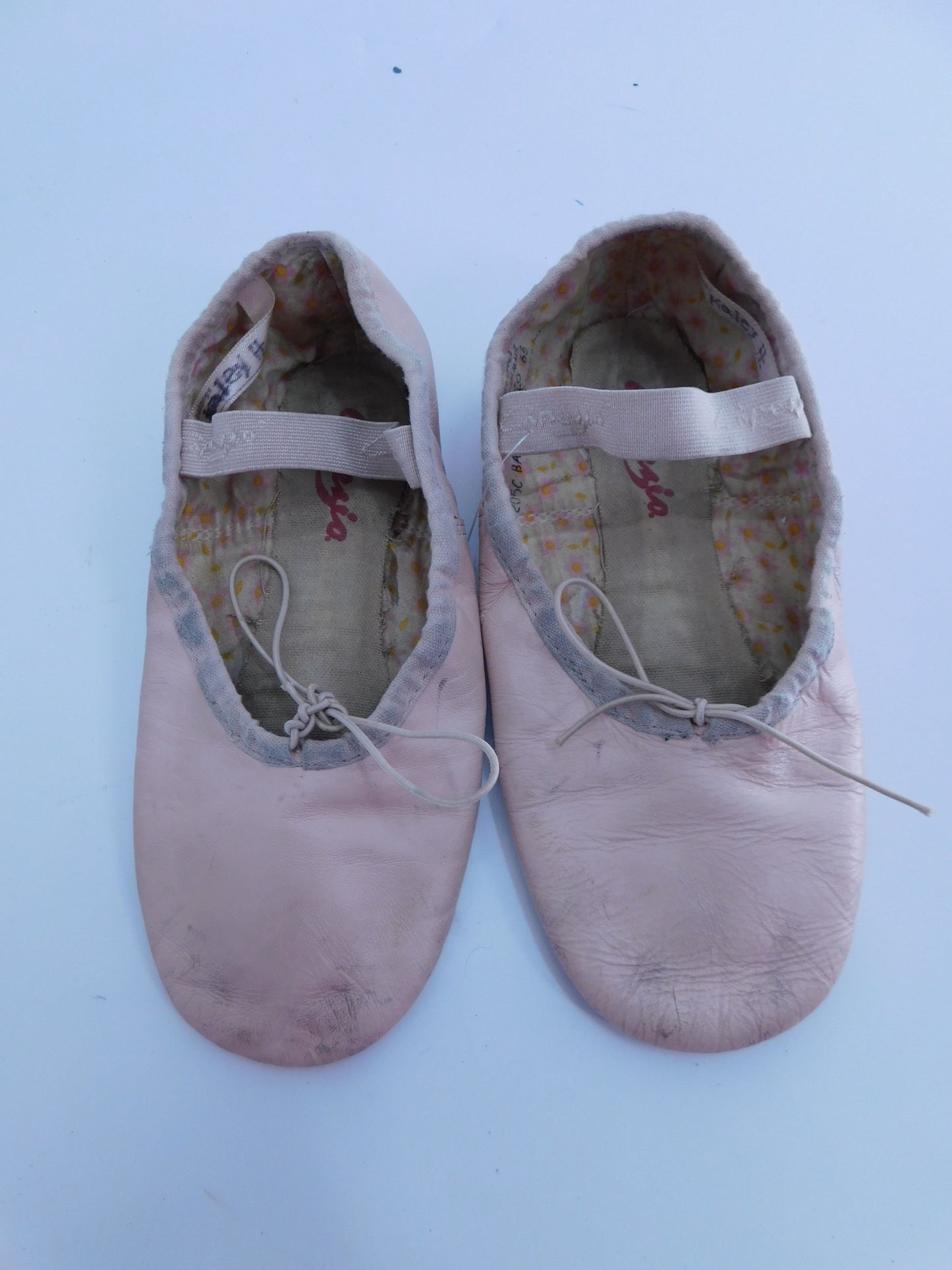 Pre-Owned Ballet Shoes Capezio Big Kid 2.5M Tie Drawstring Leather Single Strap Full Sole