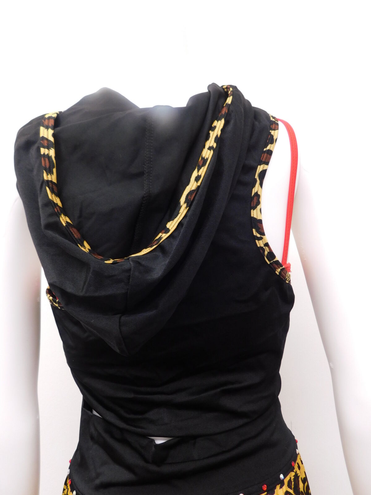 Pre-Owned Costume Curtain Call   XL Child Red 3 piece Hip Hop Rhinestones
