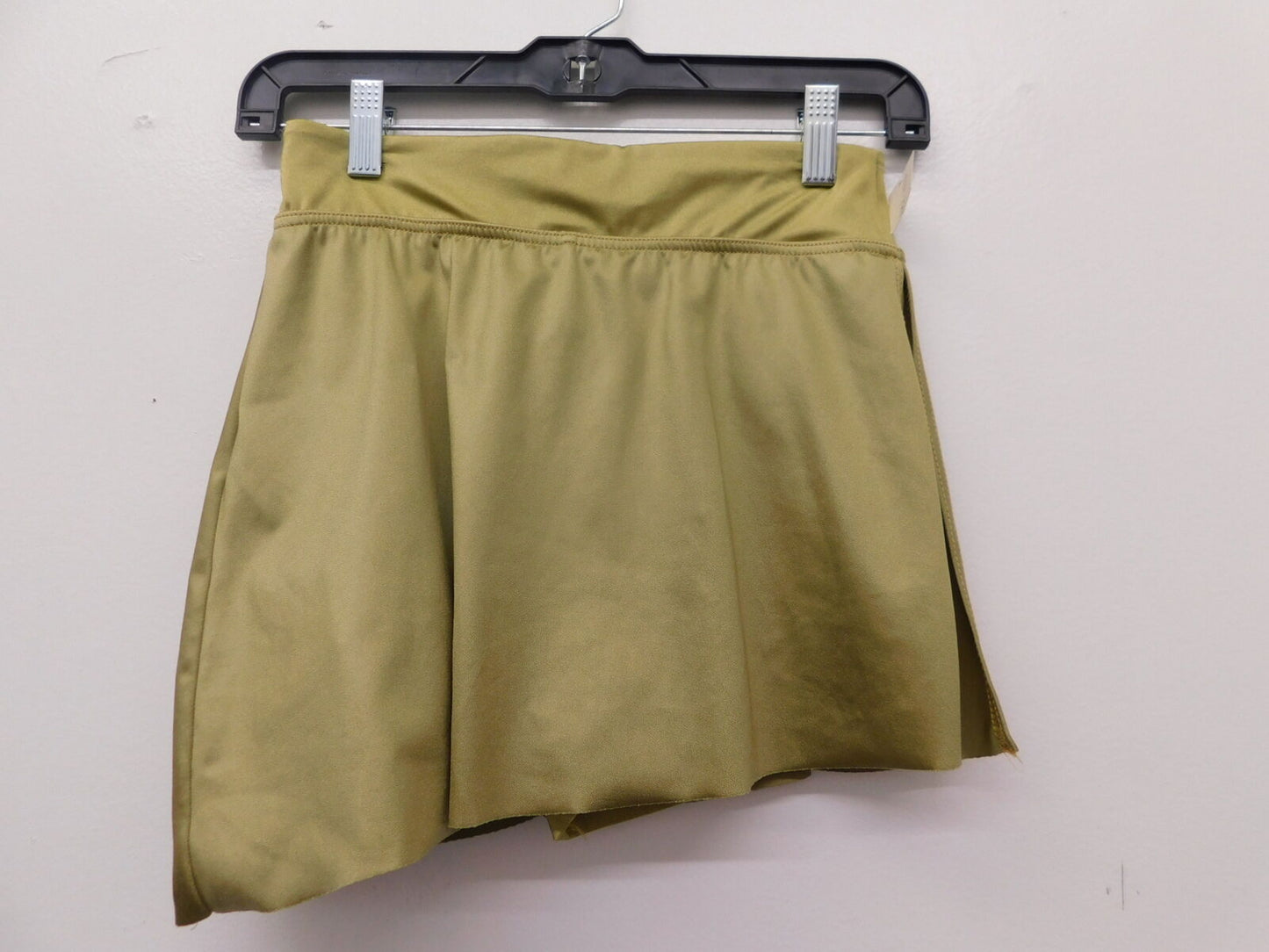 Pre-Owned Shorts Balera   Small Adult Gold