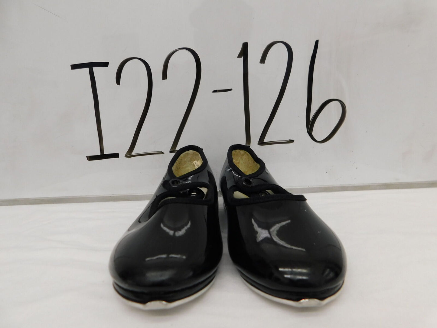 Pre-Owned Tap Shoes Dance Class Toddler 9M Tyette Leather Ribbon or Elastic Student