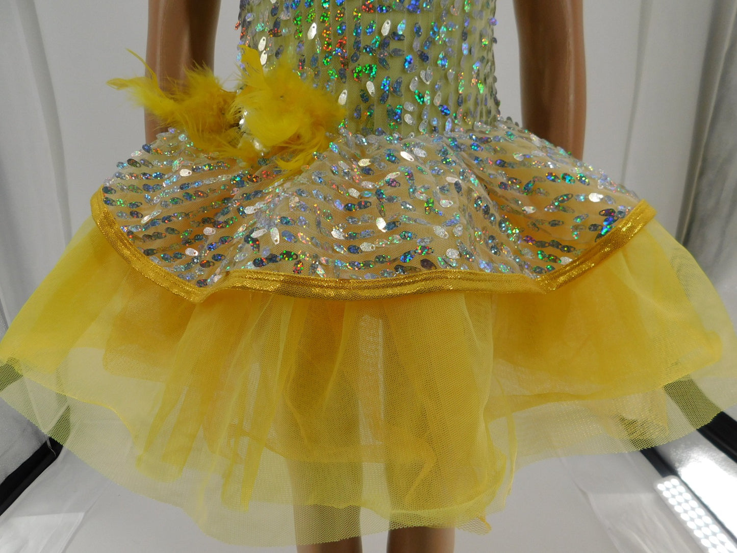 Pre-Owned Costume Curtain Call  E2158 Small Child Yellow  Ballet