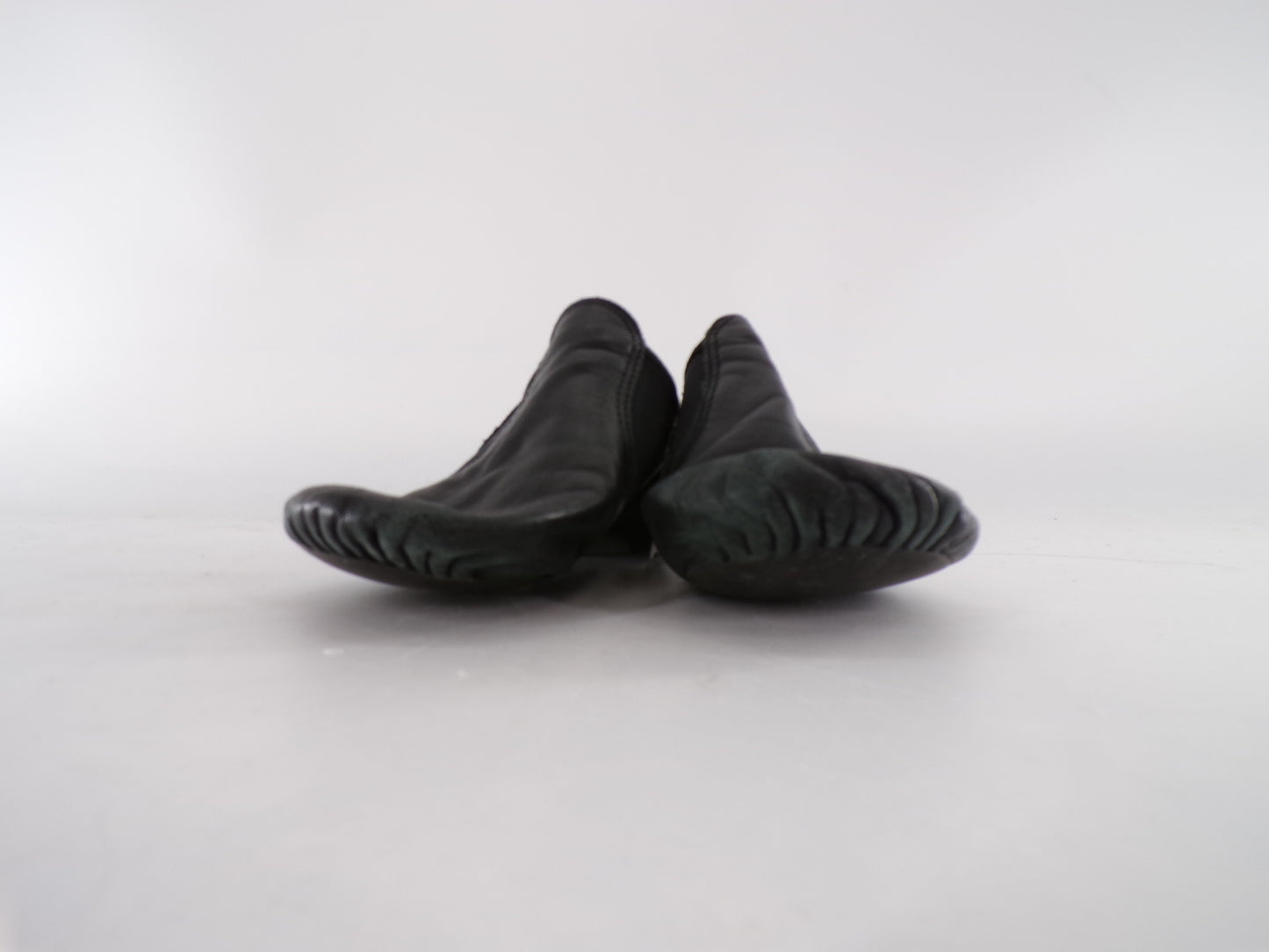 Pre-Owned Jazz Shoes Capezio Big Kid 1M Side Elastic Leather Slip On Split Sole