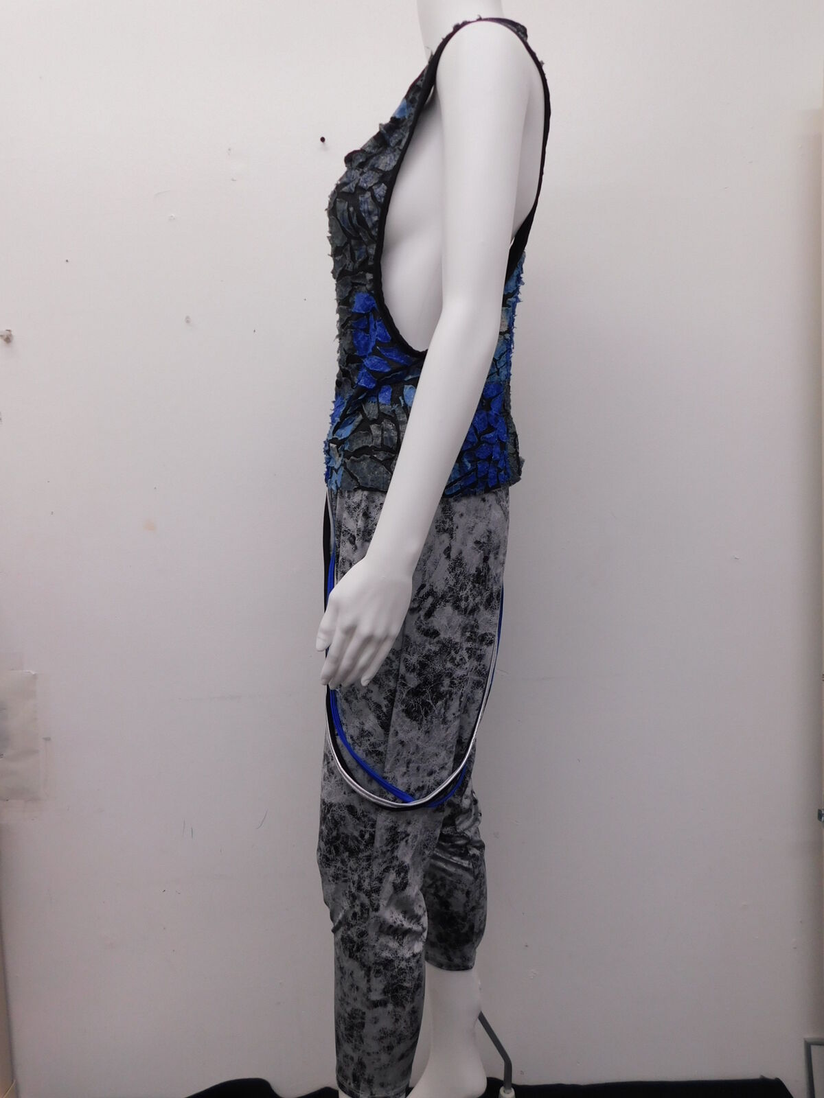 Pre-Owned Costume Dansco   Small Adult Silver  Jazz