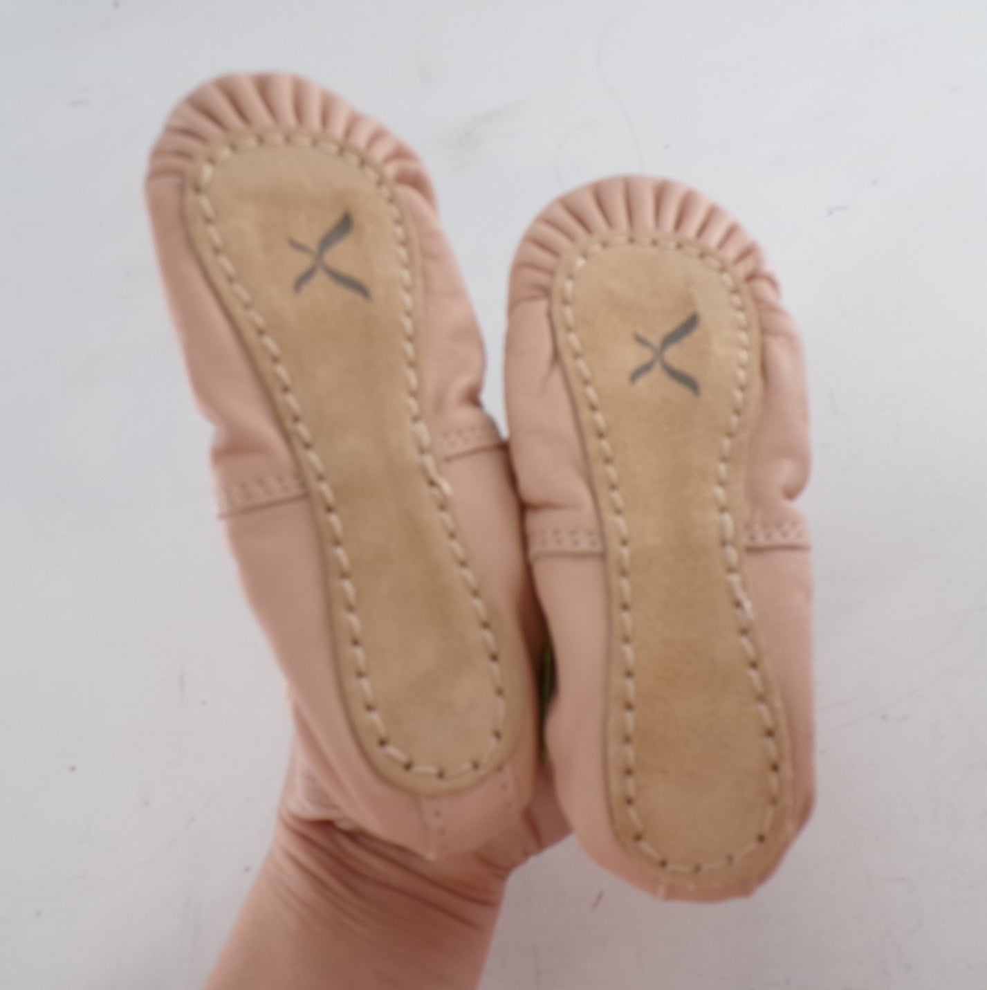 Pre-Owned Ballet Shoes Capezio Little Kid 7M  Leather Single Strap Full Sole