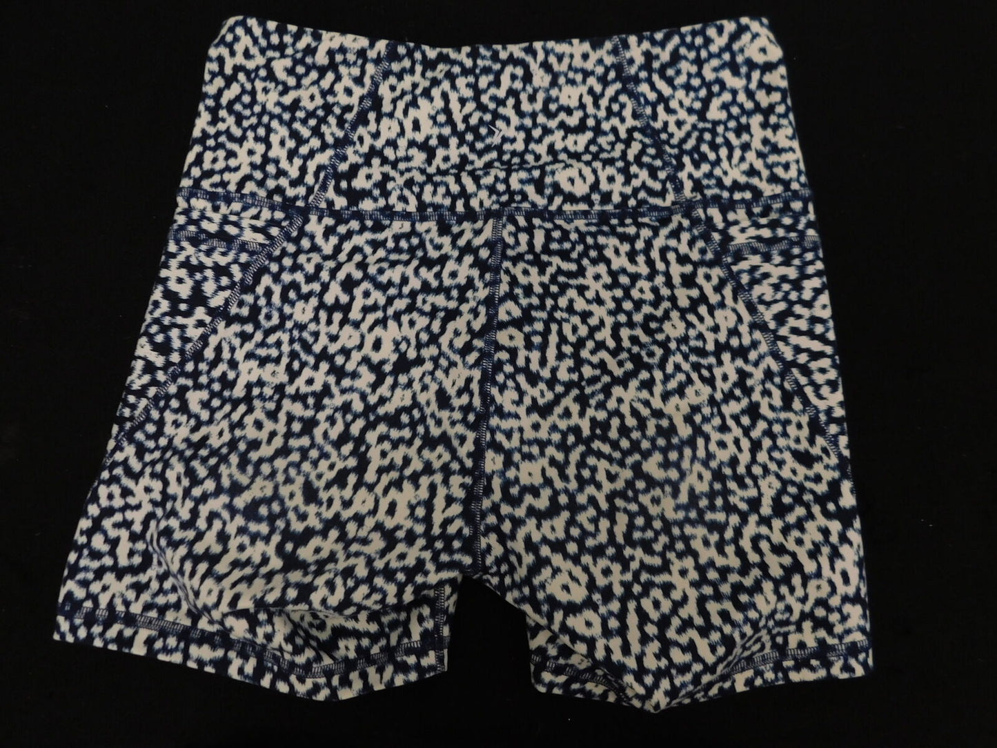 Pre-Owned Shorts Old Navy   Medium Adult White  Jazz