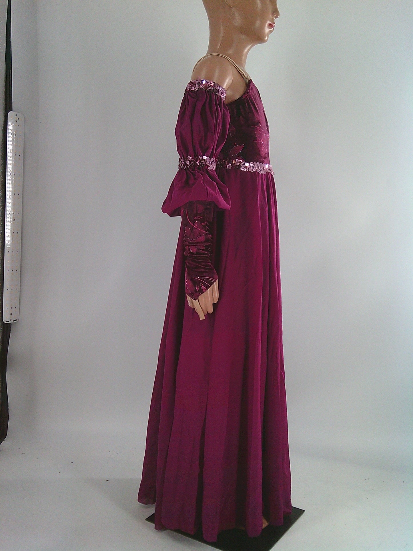 Pre-Owned Costume Dansco   Medium Child Burgundy Dress Lyrical Sequin 1
