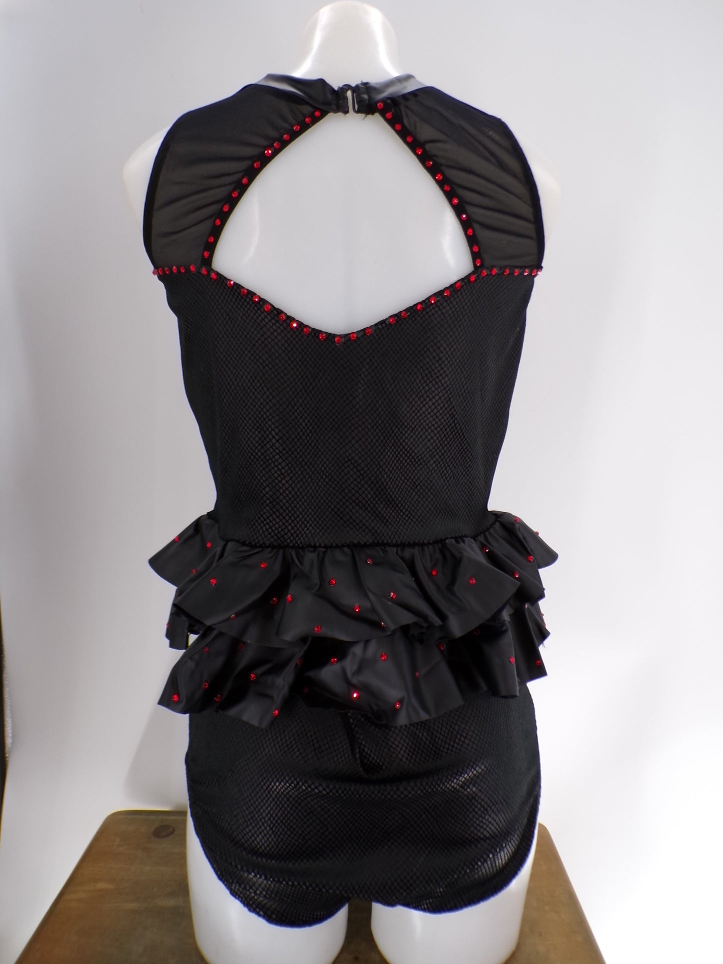 Pre-Owned Costume Reverence   XS Adult Black  Jazz