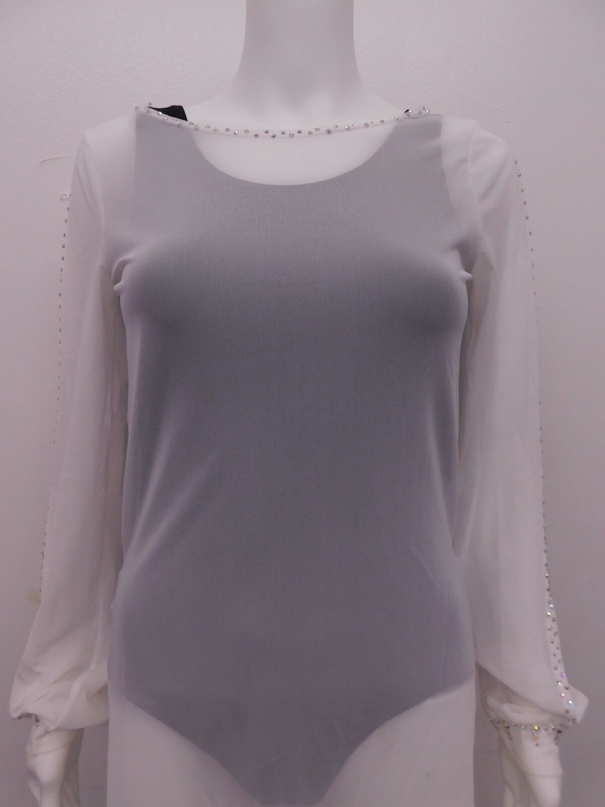 Pre-Owned Costume Unbranded   Small Adult White  Contemporary