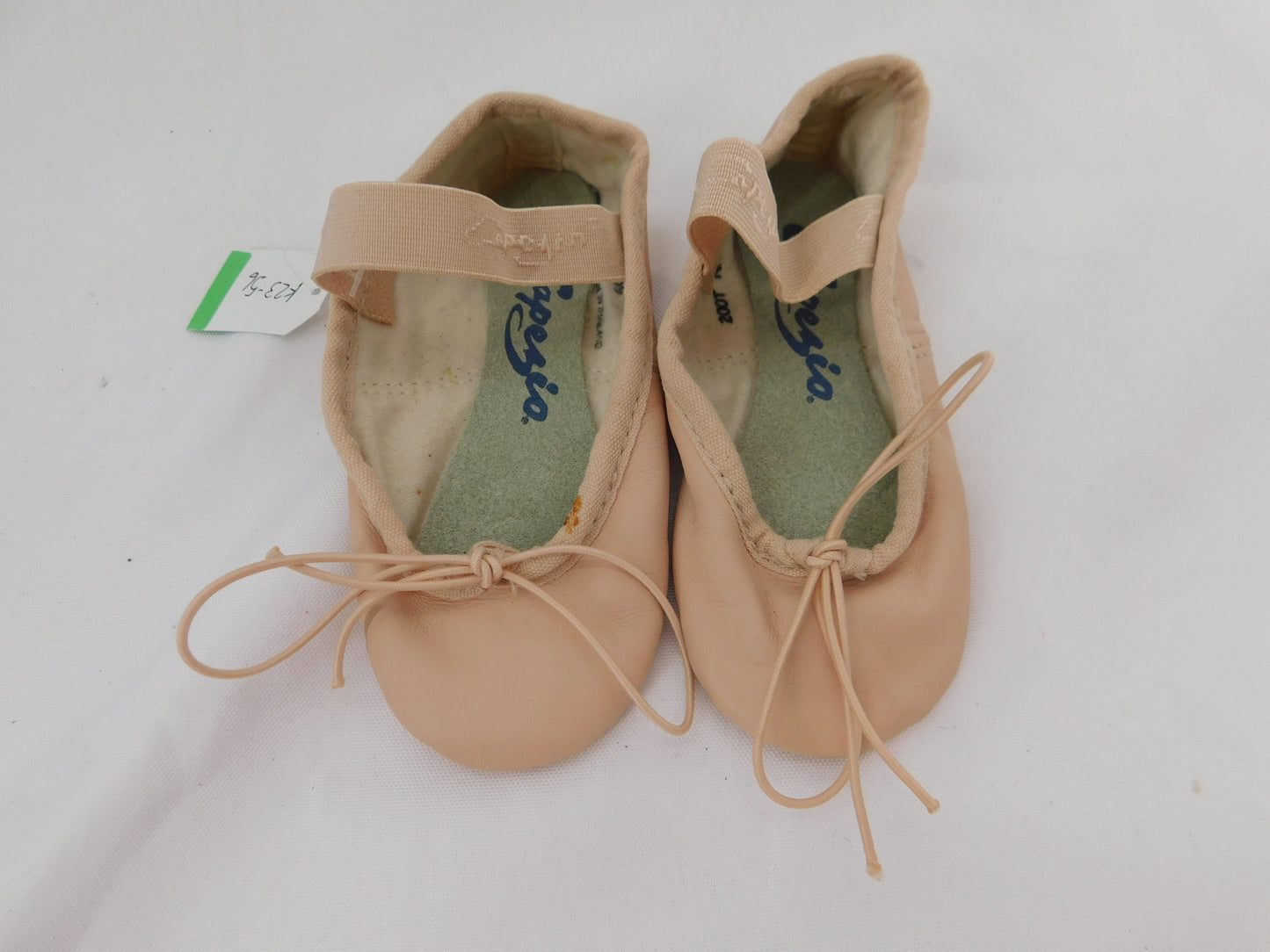 Pre-Owned Ballet Shoes Capezio Toddler 8C Tie Drawstring Leather Single Strap Full Sole