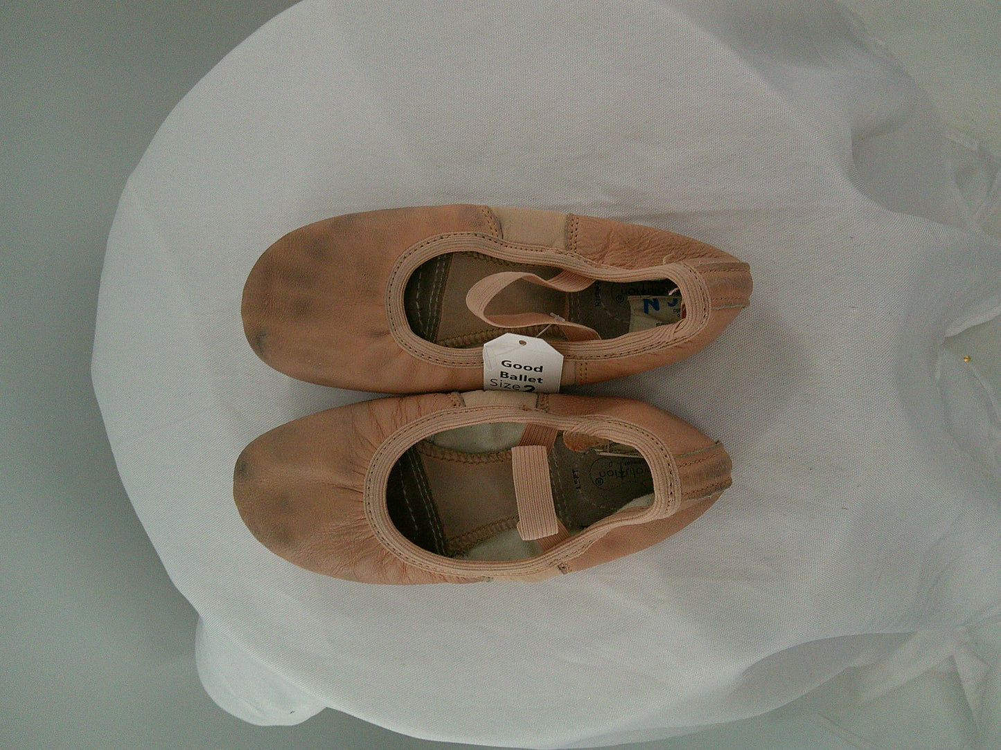 Pre-Owned Ballet Shoes Revolution Kids 2M  Leather Single Strap Split Sole