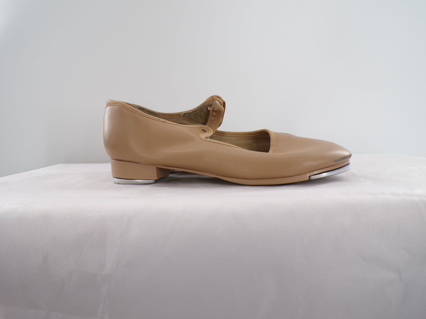 Pre-Owned Tap Shoes Capezio Big Kid 3W Tyette  Elastic Student