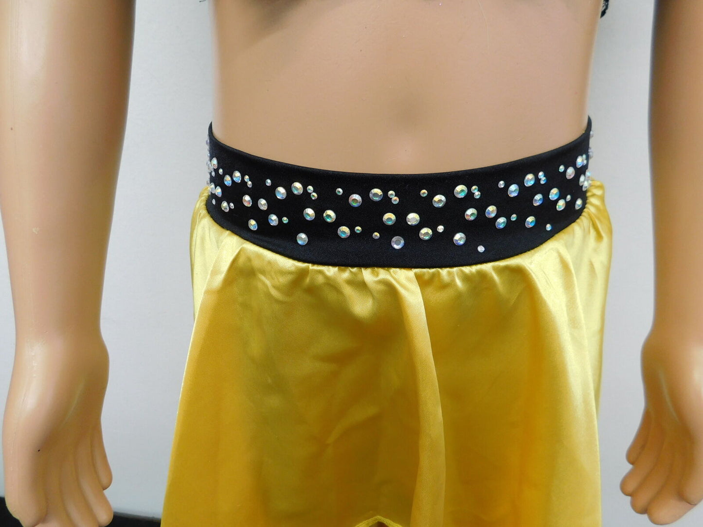 Pre-Owned Costume Kelle   Medium Child Yellow 2pc Lyrical Contemporary Rhinestones