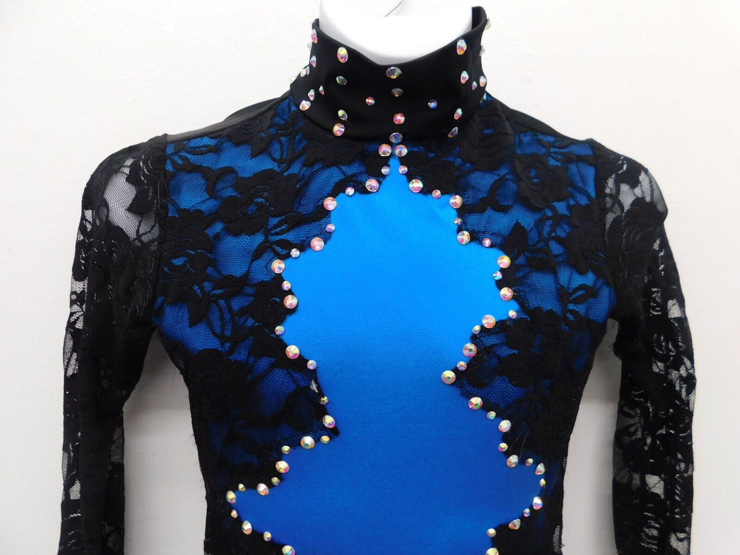 Pre-Owned Costume Kelle Lace Rhinestone Leotard Small Adult Turquoise Contemporary Jazz