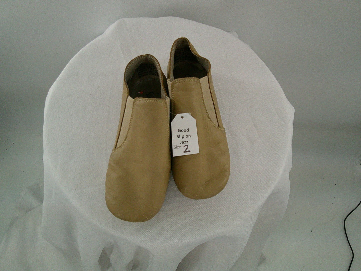 Pre-Owned Jazz Shoes Revolution Adult 2M Slip On Leather  Split Sole