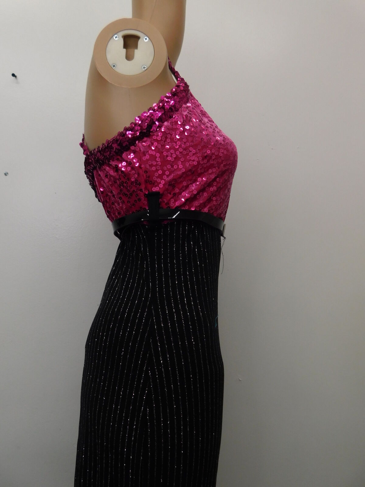 Pre-Owned Costume Dansco   Large Adult Hot Pink  Jazz