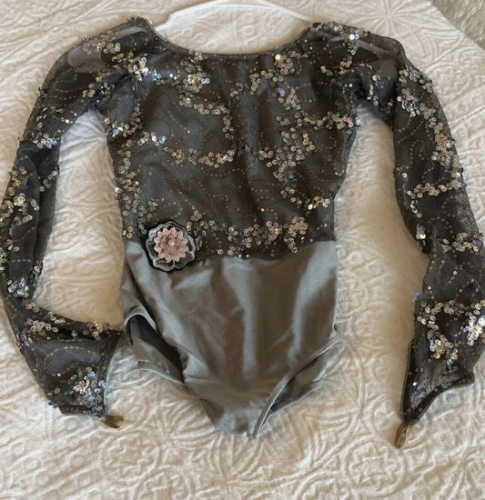 Pre-Owned Costume Medium Child Gray Revolution RC18644 Jazz Lyrical Ballet Tutu Long Sleeve Sequin