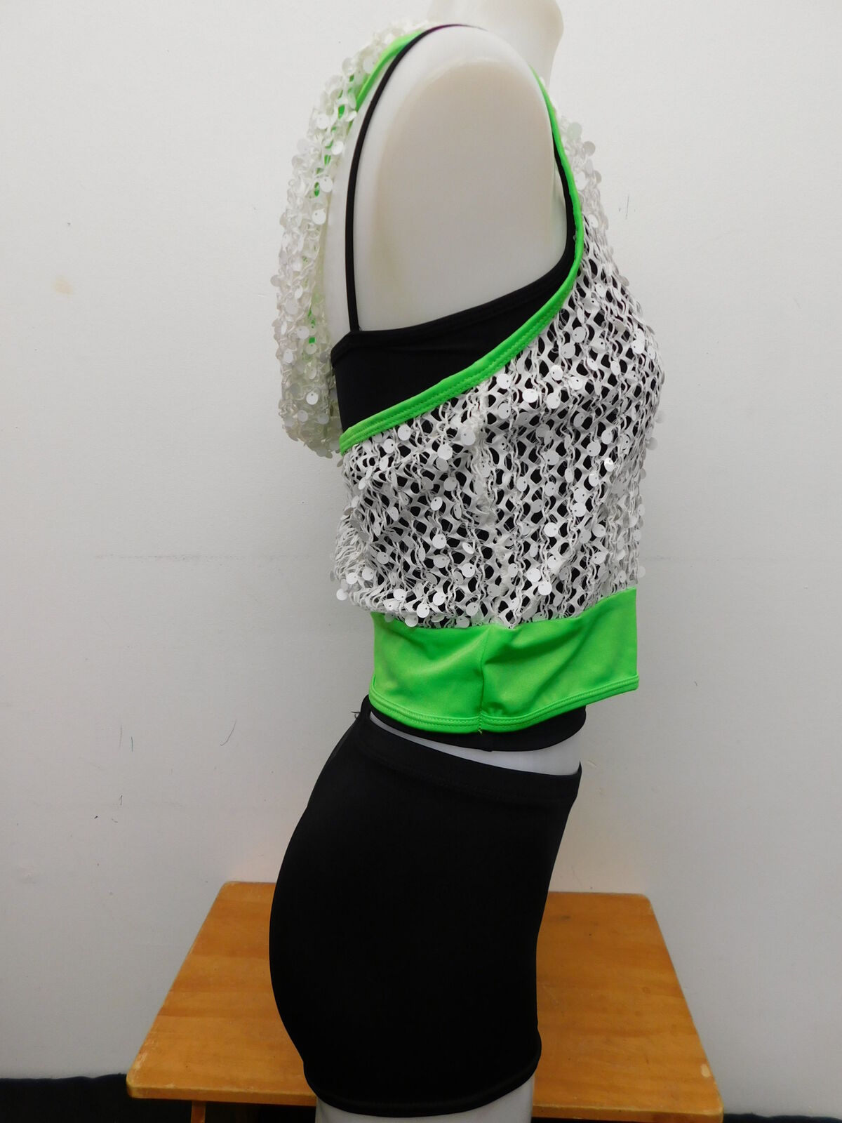 Pre-Owned Costume Curtain Call  J4808 XL Child Green  Jazz