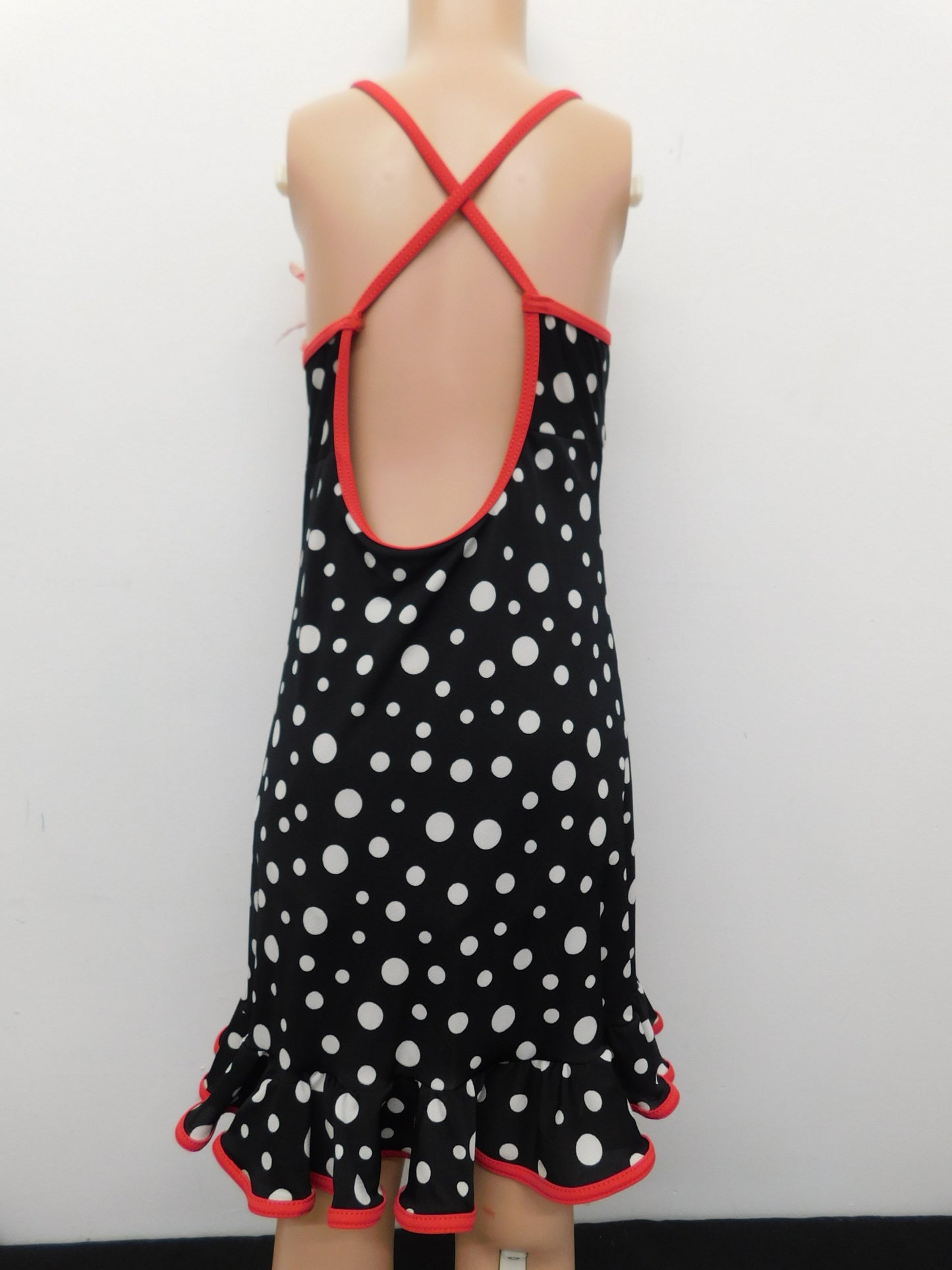 Pre-Owned Costume Weissman  5337 Medium Child Red Ruffles Jazz  West Side Story