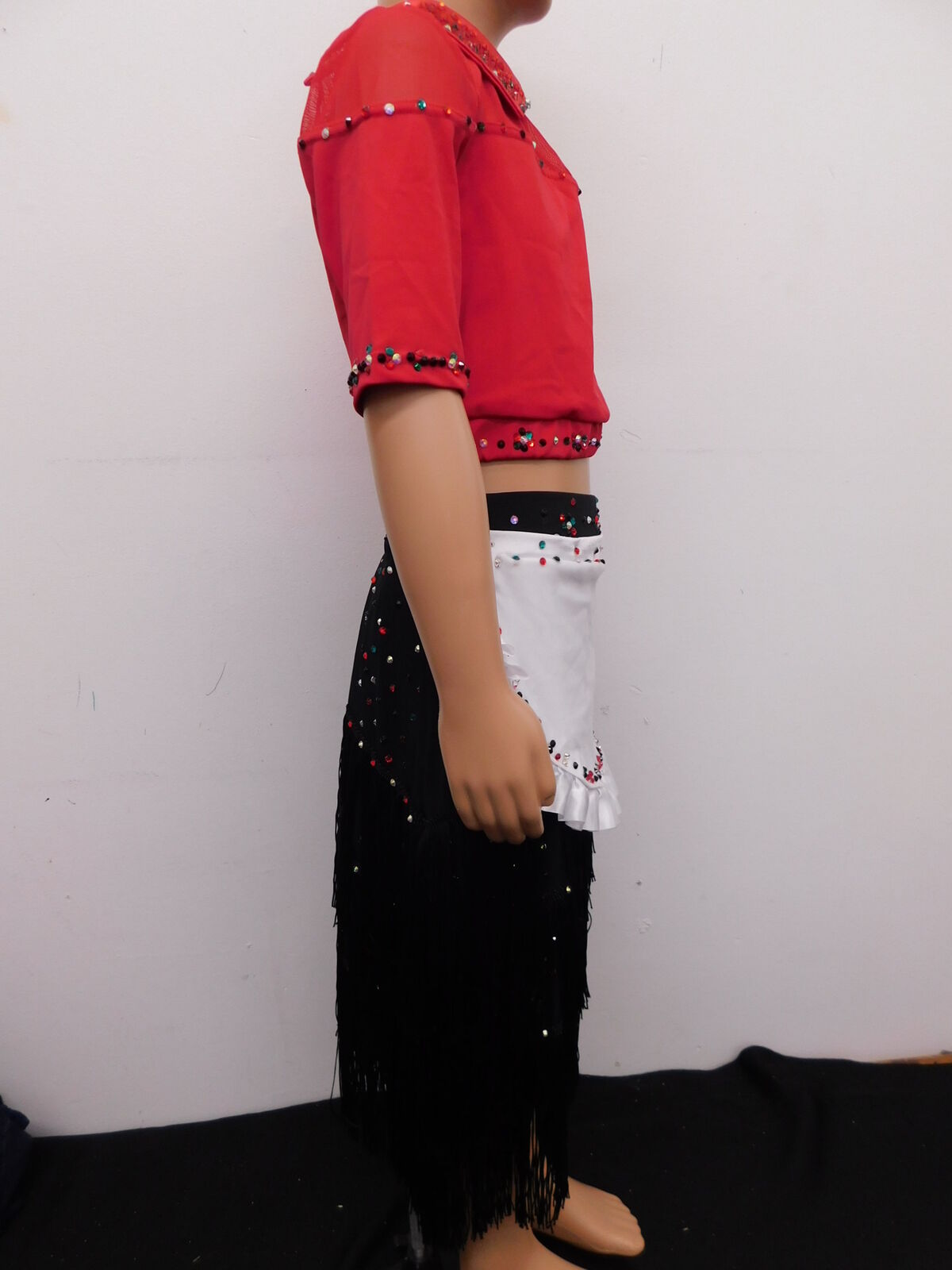 Pre-Owned Costume Weissman  MT12216 Medium Child Red 2pc Waitress Jazz Stones