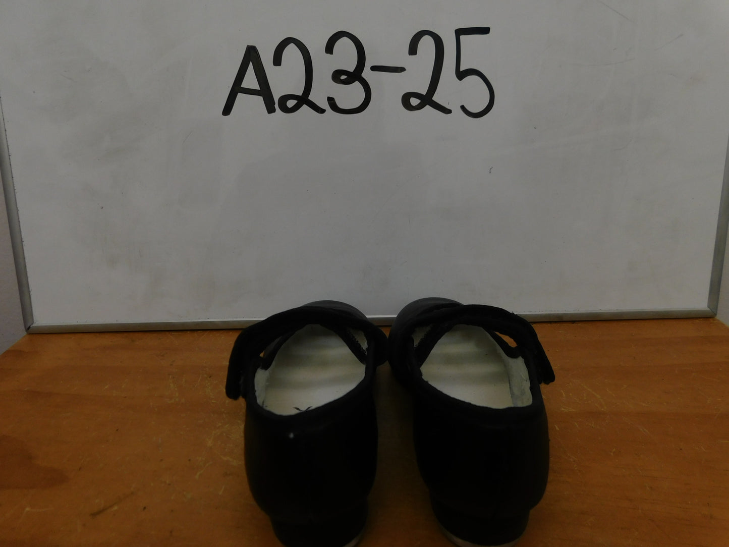 Pre-Owned Tap Shoes Revolution Little Kid 11  Leather